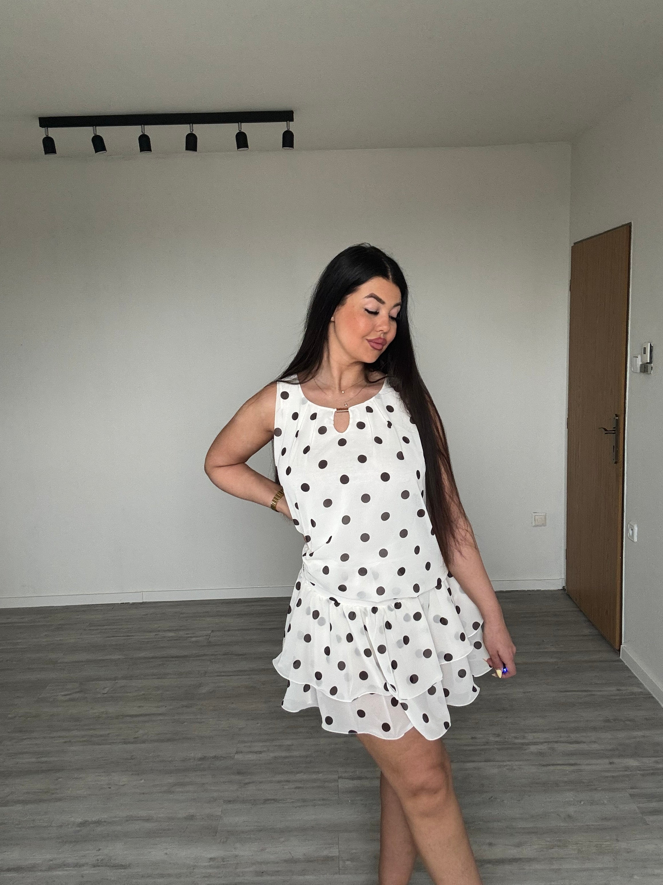 Bodkovaný komplet CARMEN maslový