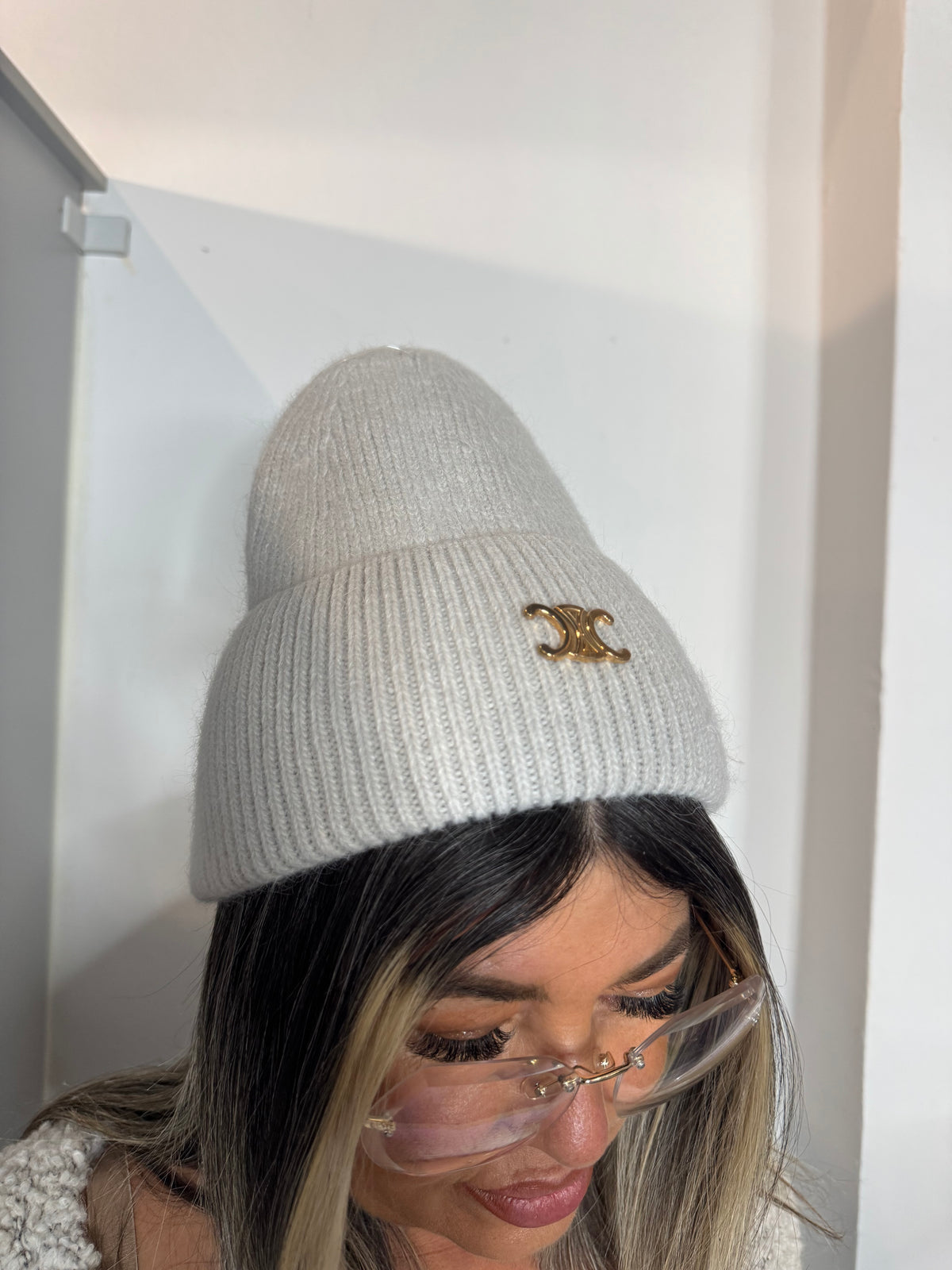Zimná čiapka CELINA sivá