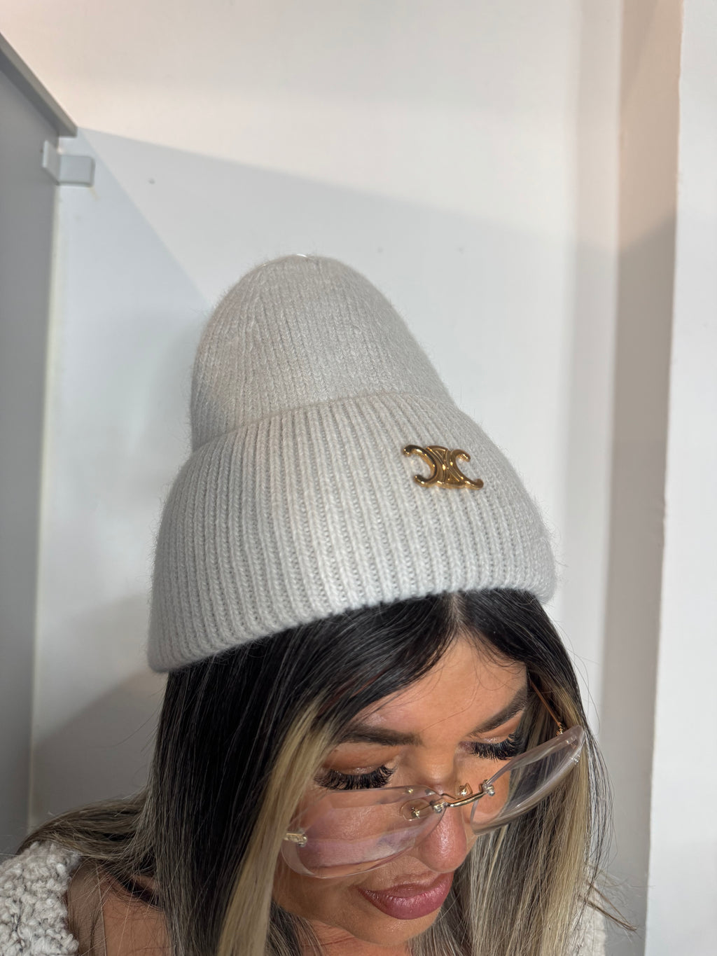 Zimná čiapka CELINA sivá