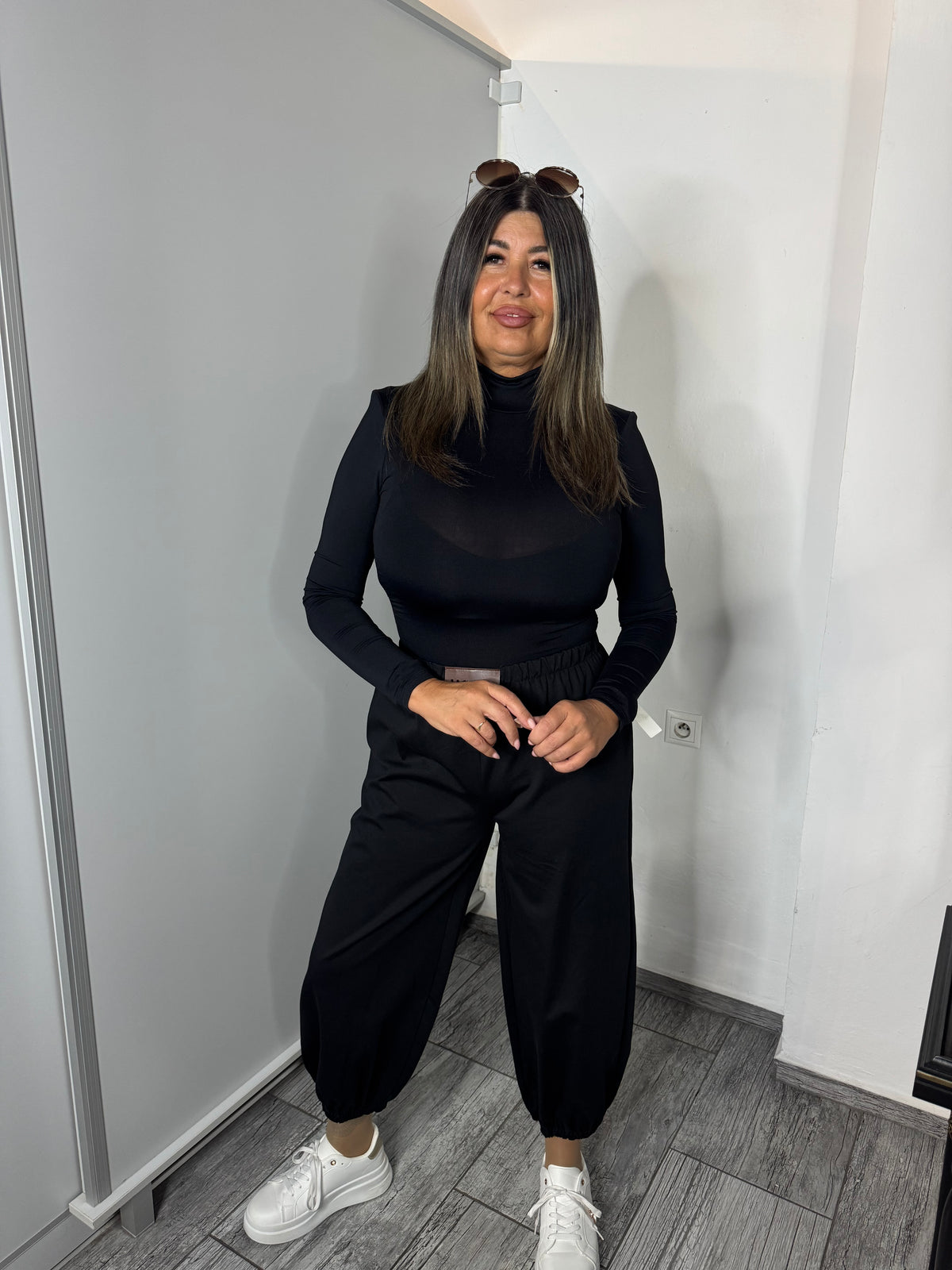 Elastické body TAMARA čierne