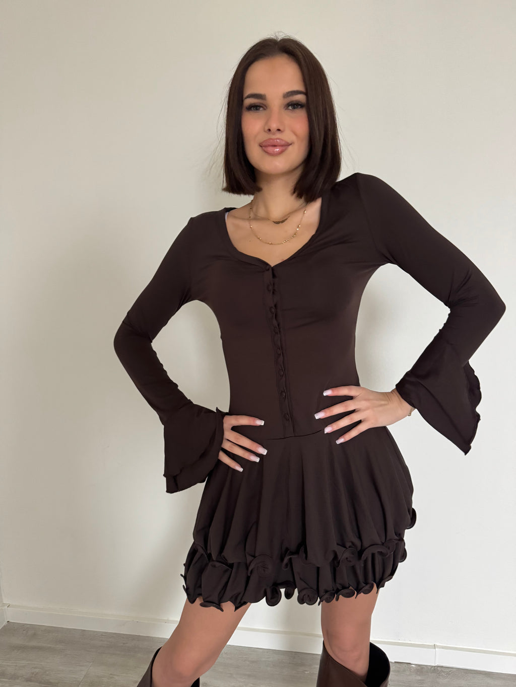 Volánikové šaty AZRA  brown