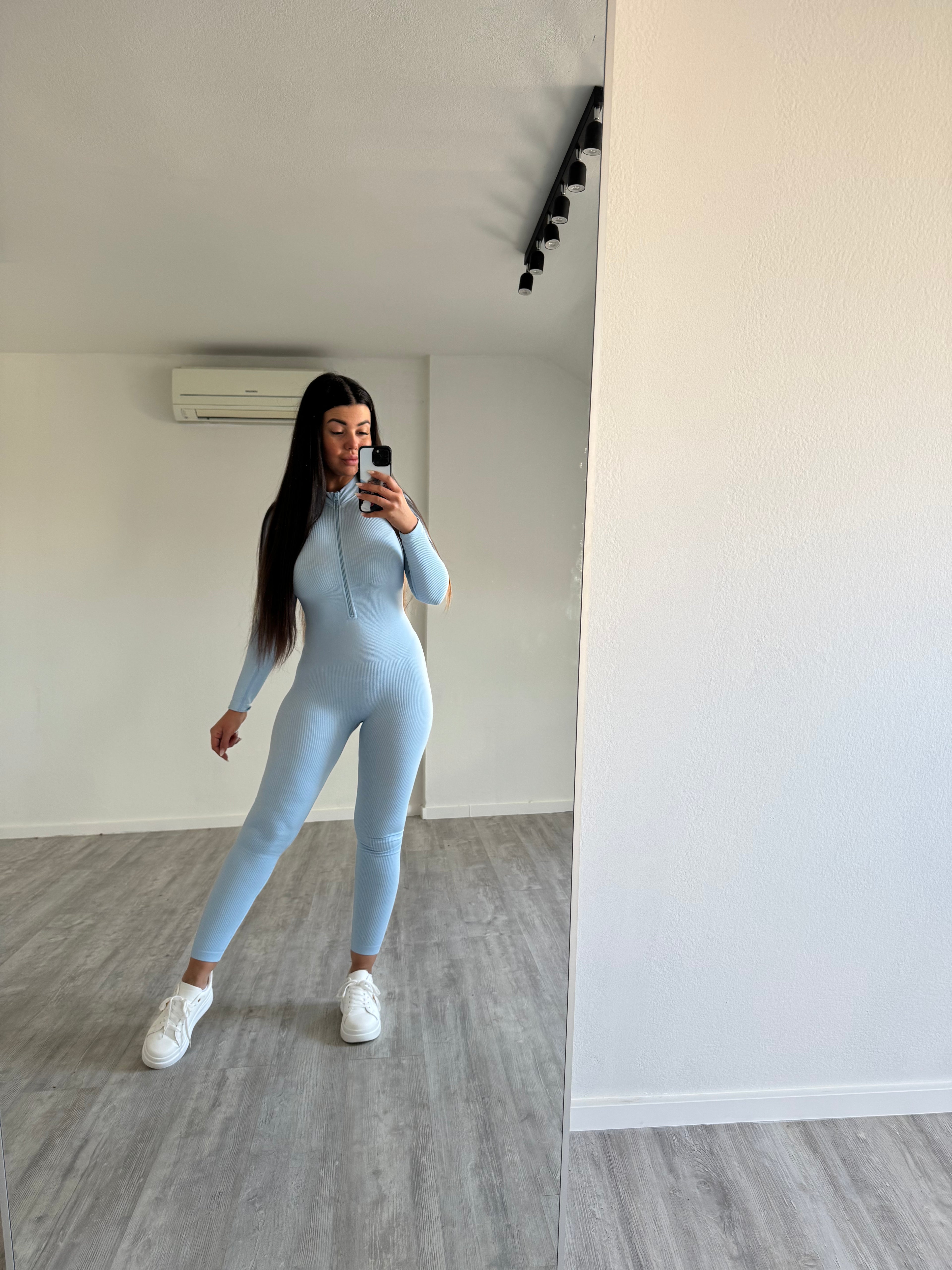 Vrúbkovanýý overal baby blue