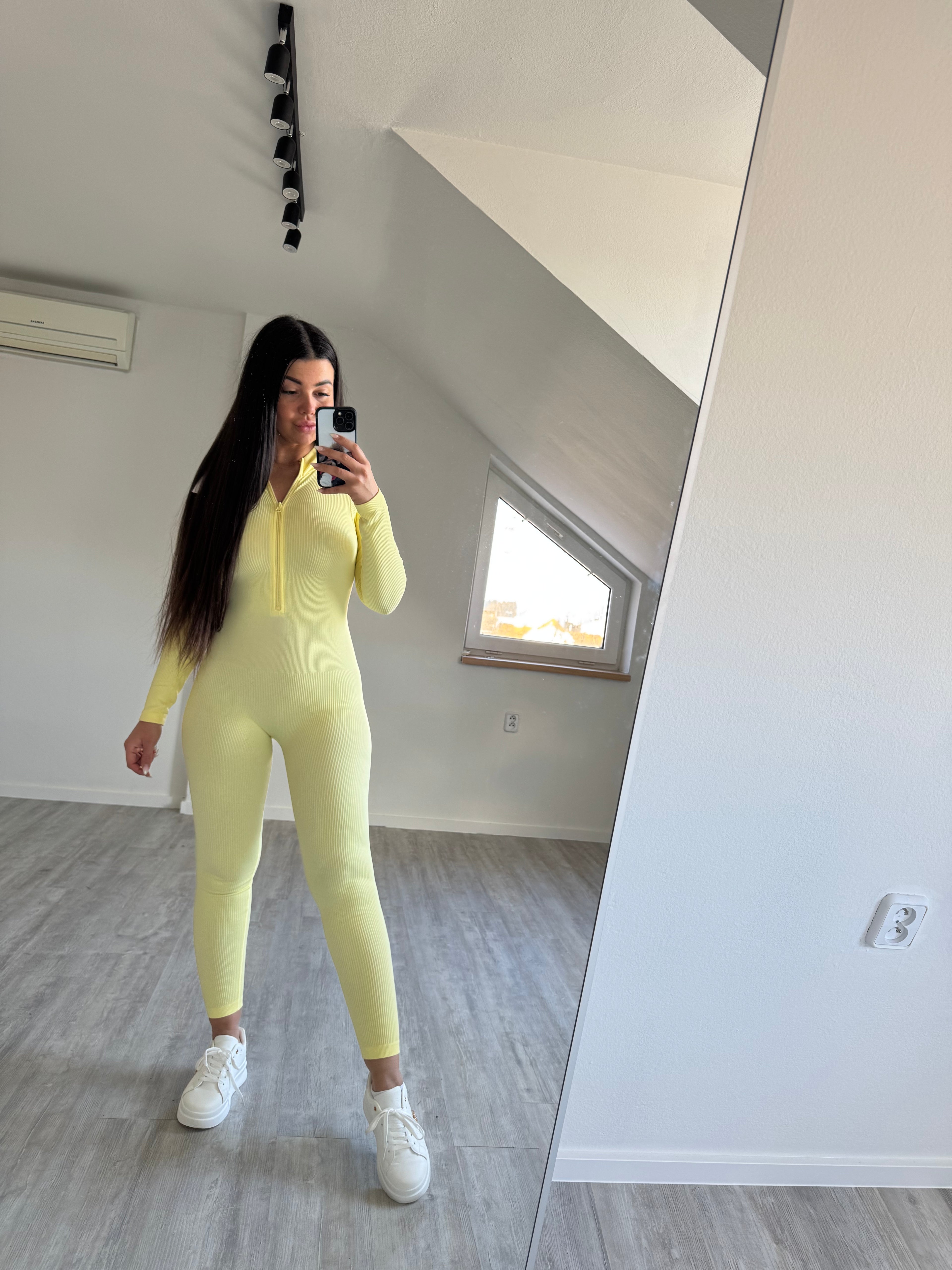 Vrúbkovaný overal YELLOW